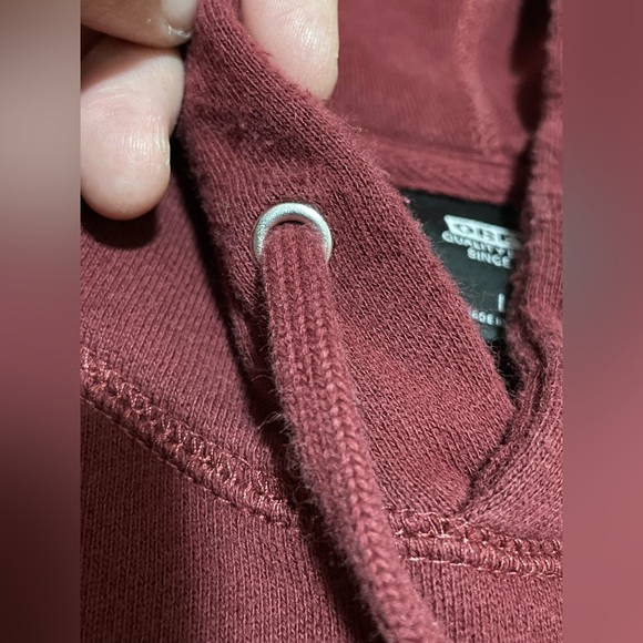 GENTLY USED OBEY “SHADOW BLOCK LOGO” HOODIE IN MAROON RED SIZE LARGE NICE WARM!! - Picture 5 of 16